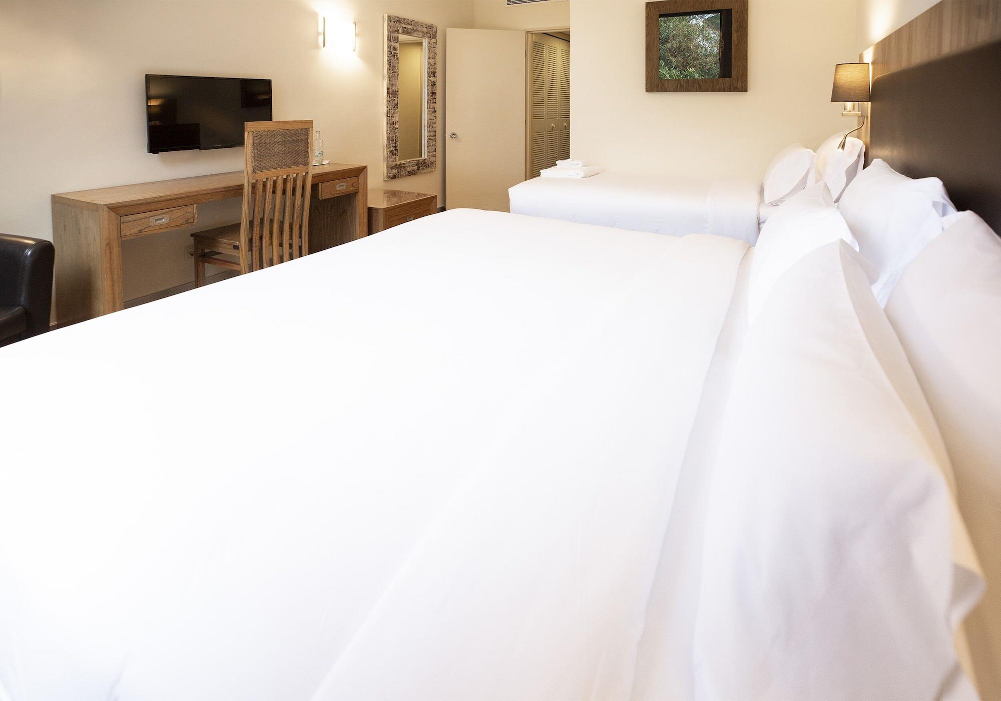 Hotel Eden Park By Brava Hoteles Riudellots de la Selva Luaran gambar