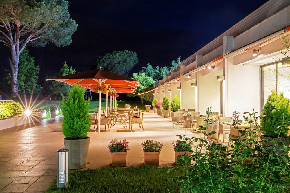 Hotel Eden Park By Brava Hoteles Riudellots de la Selva Luaran gambar