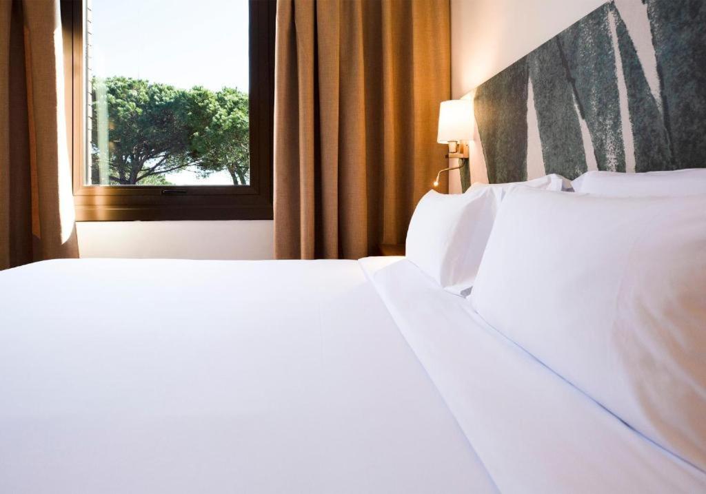 Hotel Eden Park By Brava Hoteles Riudellots de la Selva Luaran gambar