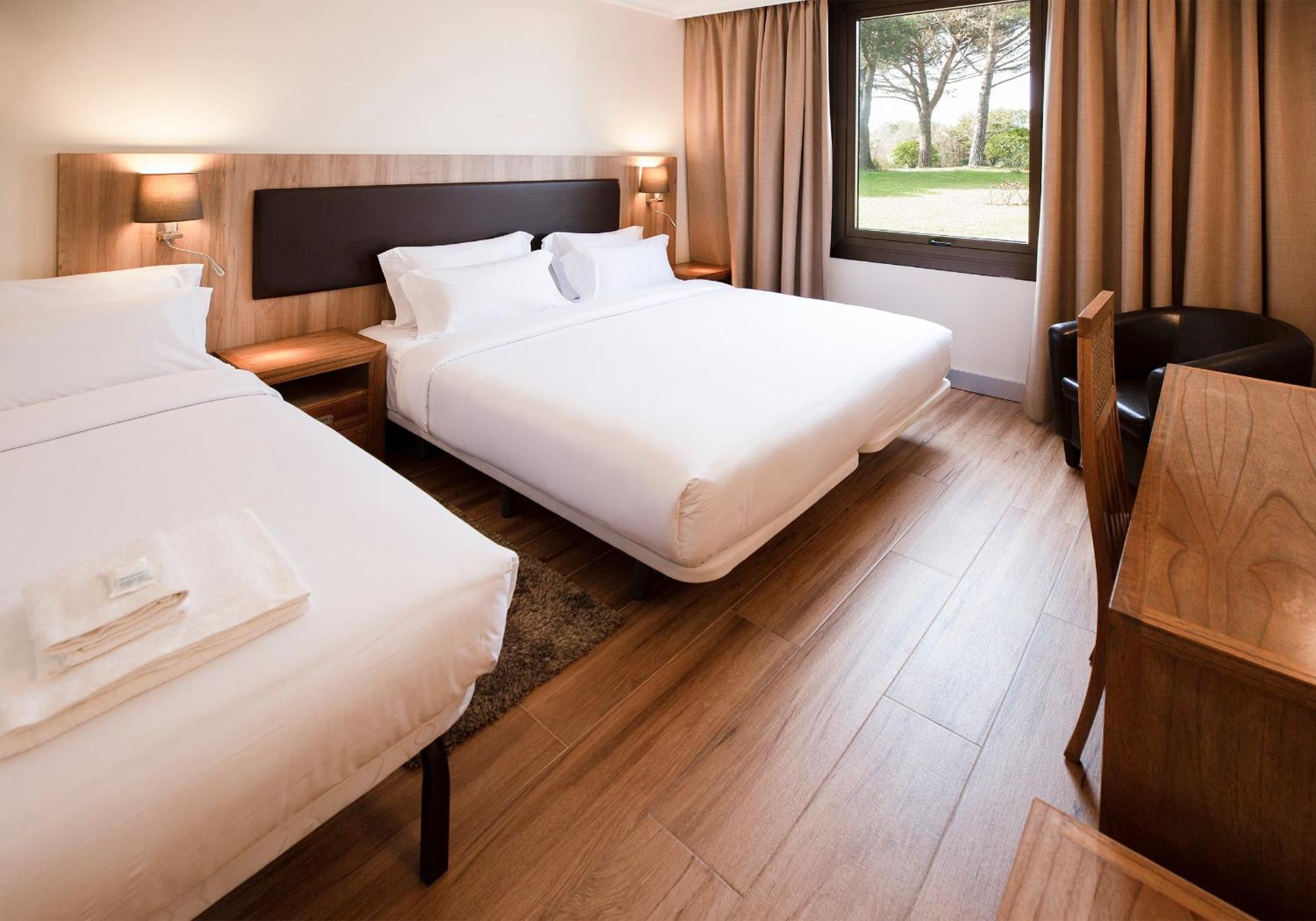 Hotel Eden Park By Brava Hoteles Riudellots de la Selva Bilik gambar